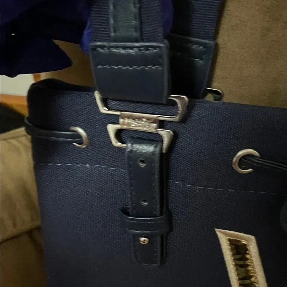 Yves Saint Laurent Dark Blue Tote with Gold Logo - Picture 17 of 17